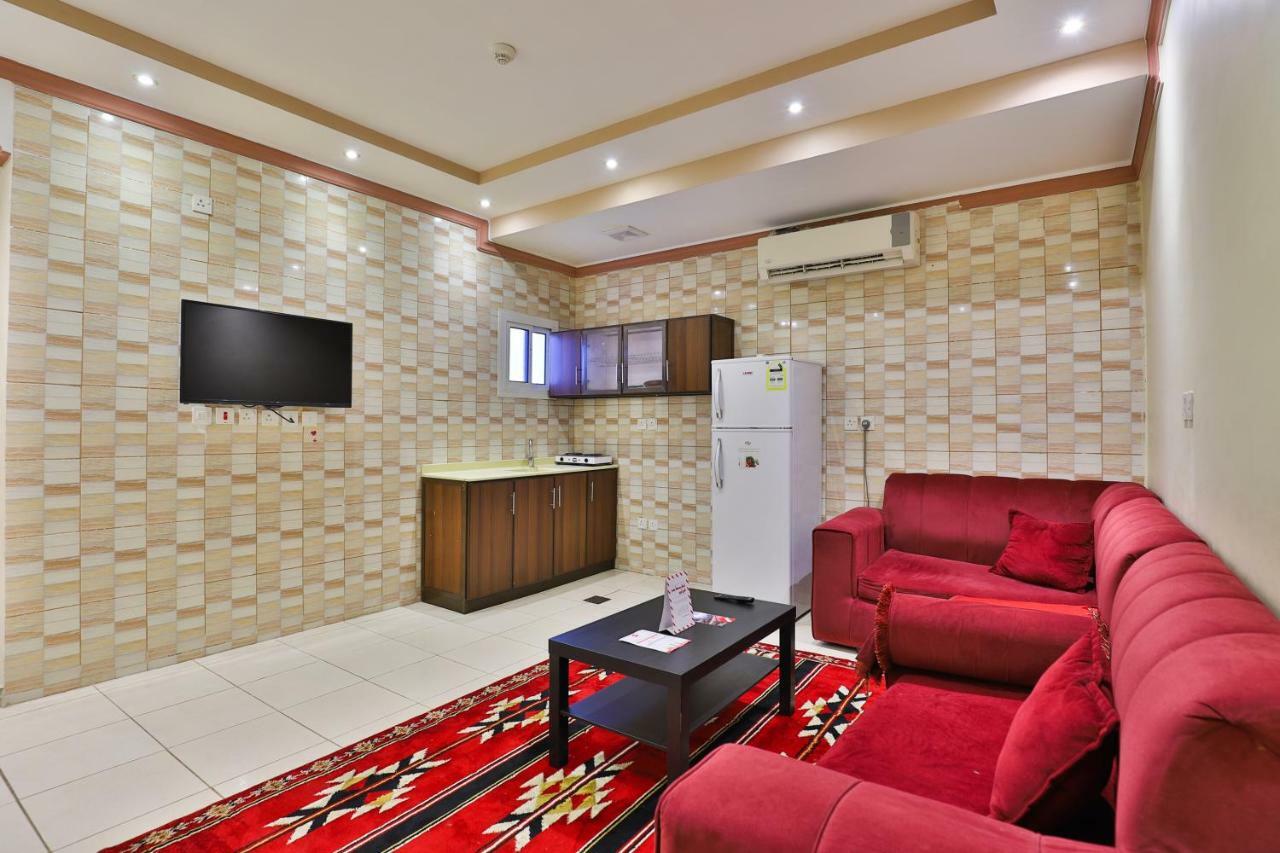 OYO 273 Star Yanbu Hotel Suites Bagian luar foto